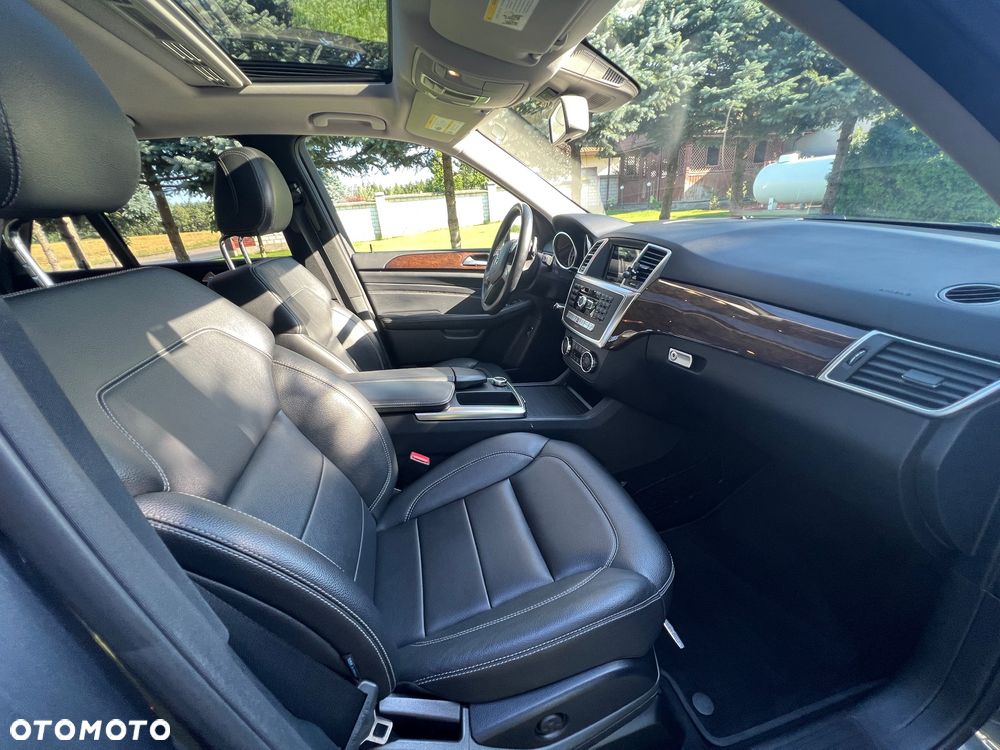 Mercedes-Benz ML 350 BlueTEC 4MATIC 7G-TRONIC - 7