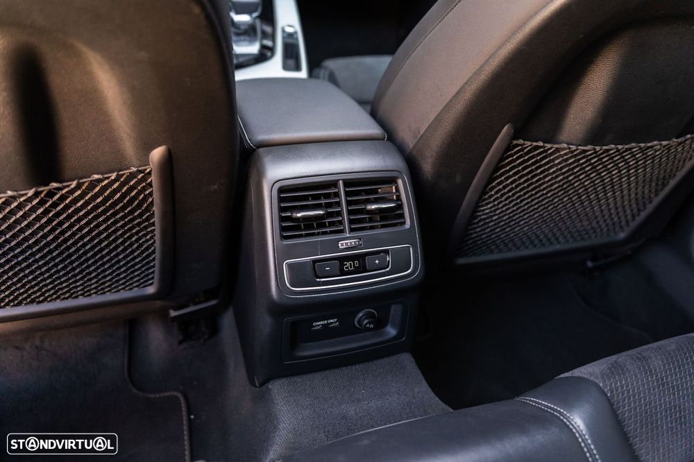 Audi A4 Avant 2.0 TDI S-line S tronic - 31