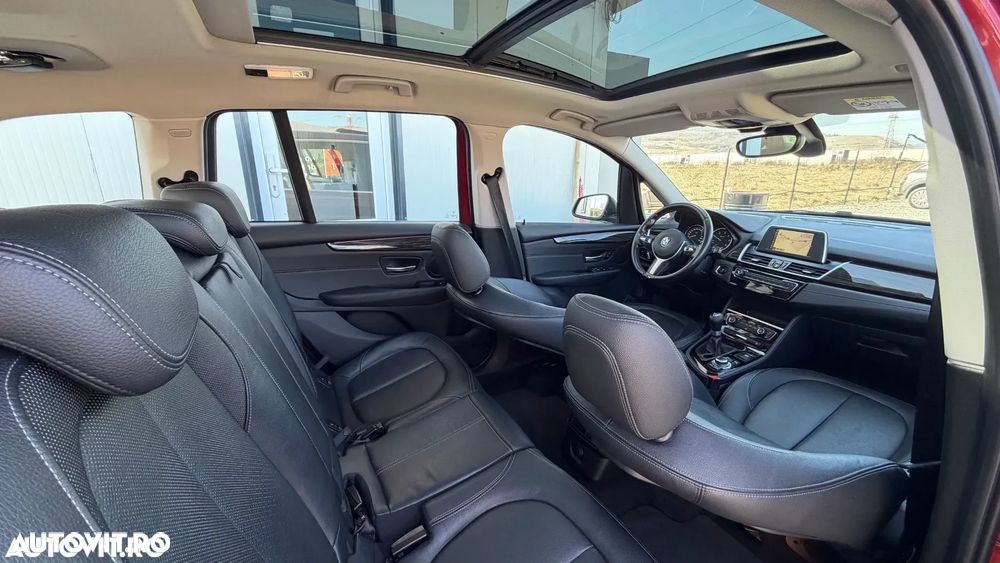 BMW Seria 2 216d Luxury Line - 16