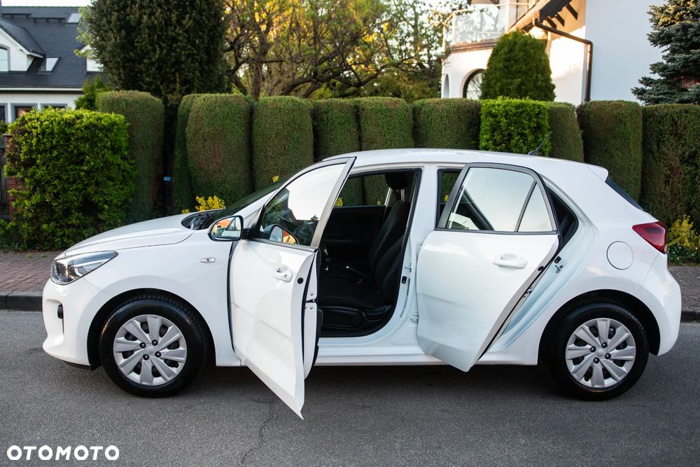 Kia Rio 1.2 Edition 7 - 9