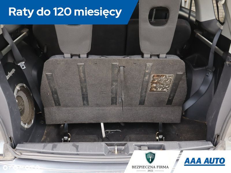 Mitsubishi Outlander - 16