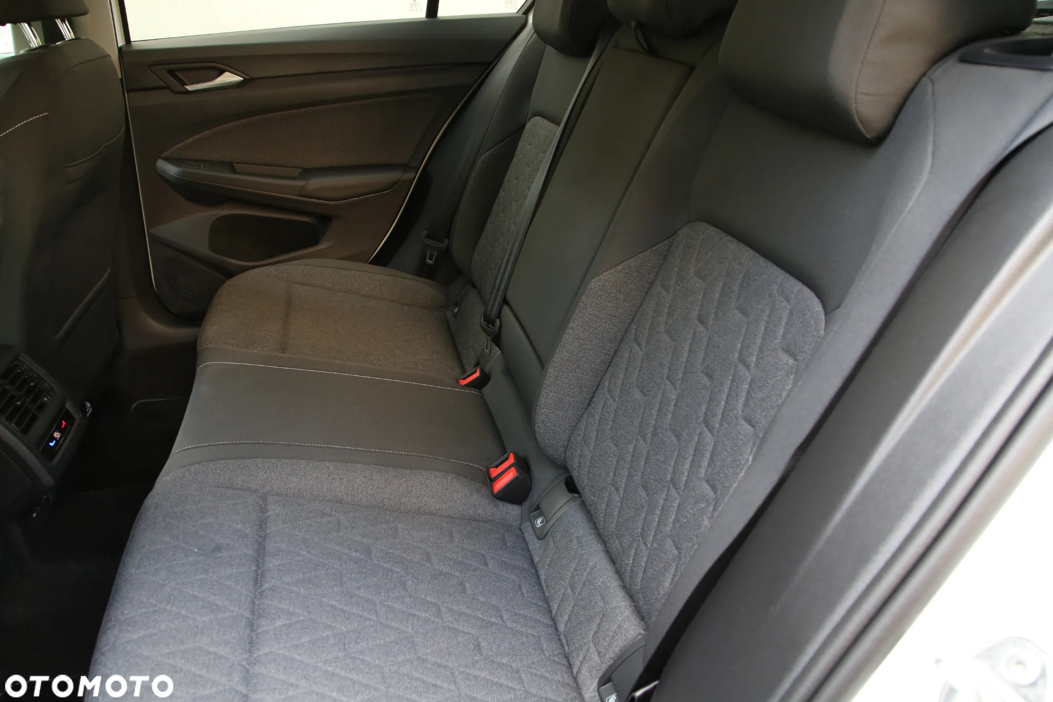 Volkswagen Golf Variant 1.5 TSI OPF Move - 23