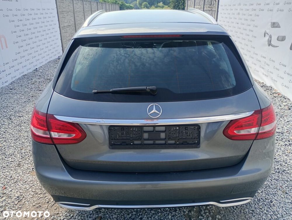 Mercedes-Benz Klasa C 180 (BlueEFFICIENCY) - 5