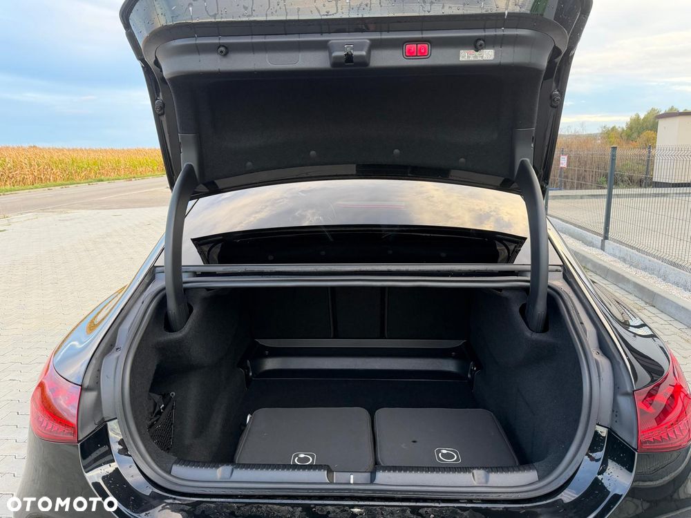 Mercedes-Benz EQE 350 4Matic Edition Electric Art - 30