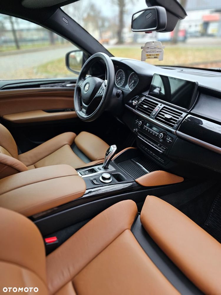 BMW X6 - 37