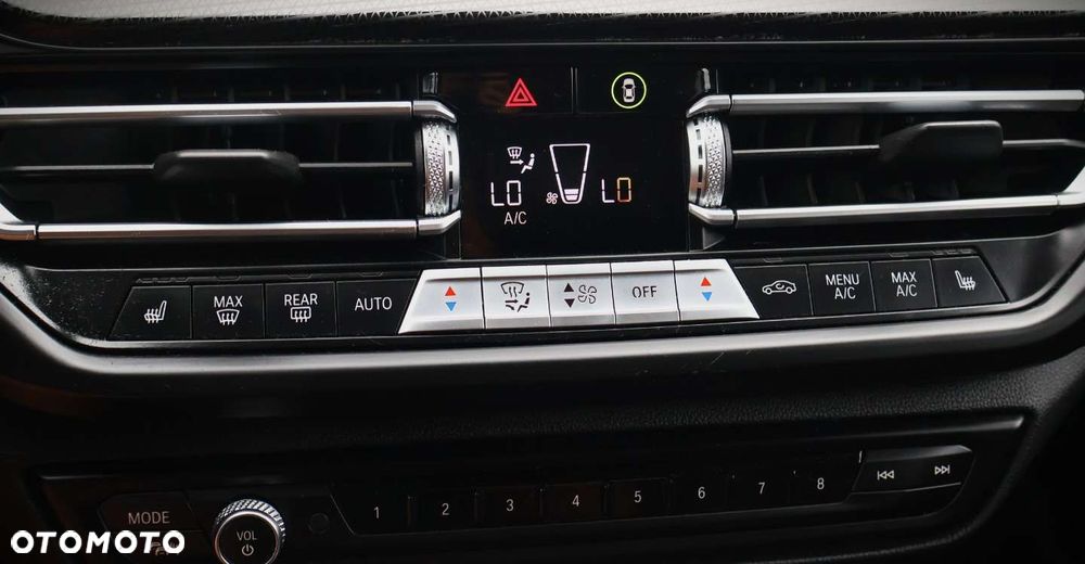BMW Seria 1 - 25