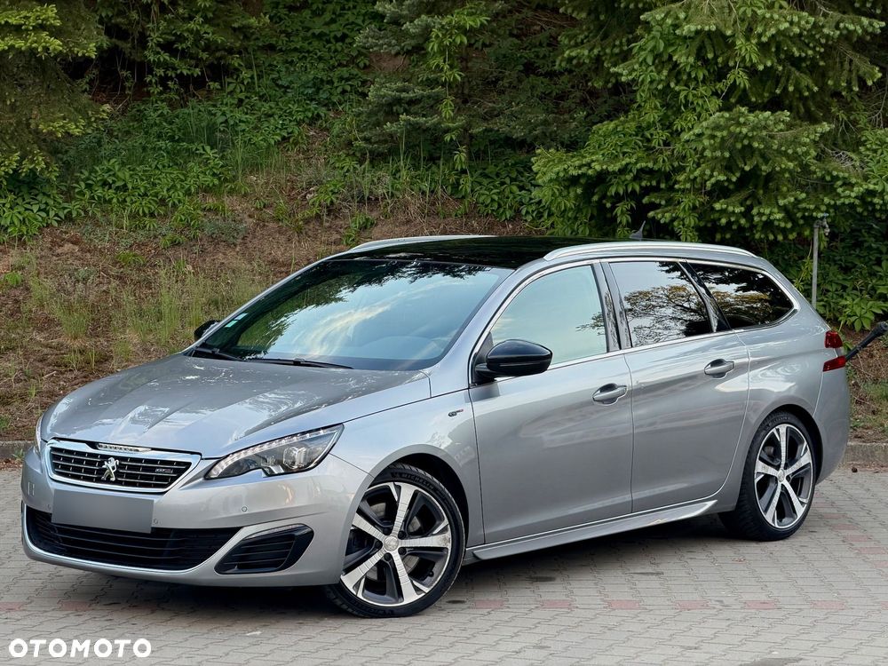 Peugeot 308 - 8