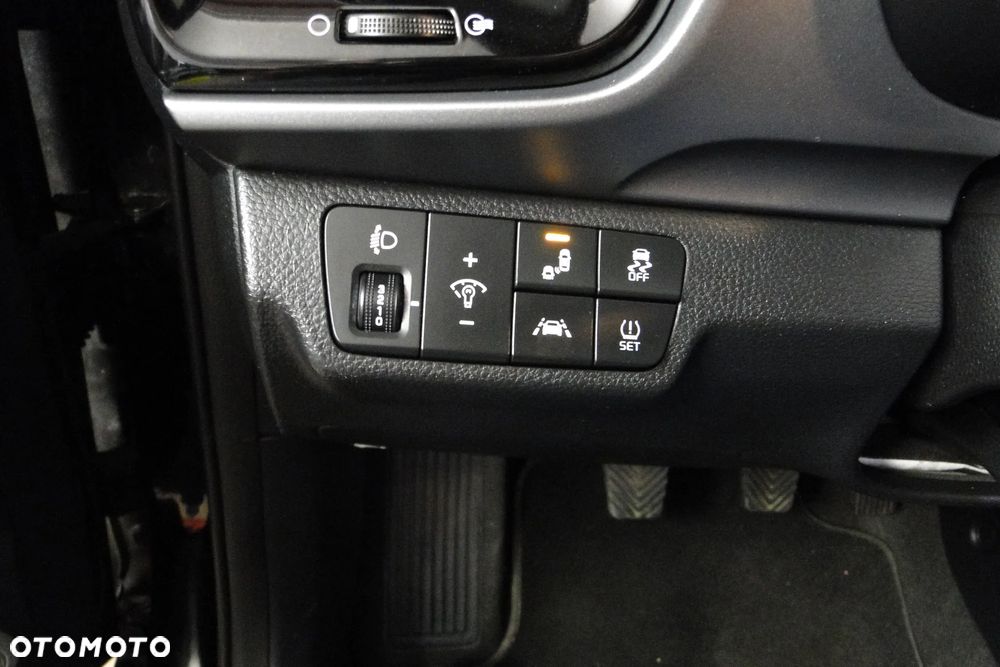 Kia Stonic 1.0 T-GDI 120 Platinum Edition - 17