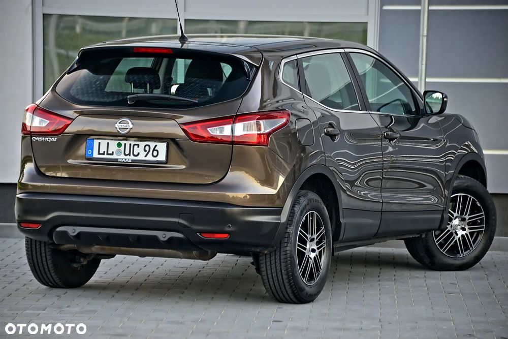 Nissan Qashqai 1.2 DIG-T Visia - 17