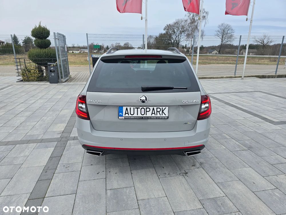 Skoda Octavia 2.0 TSI GPF RS 245 DSG - 17