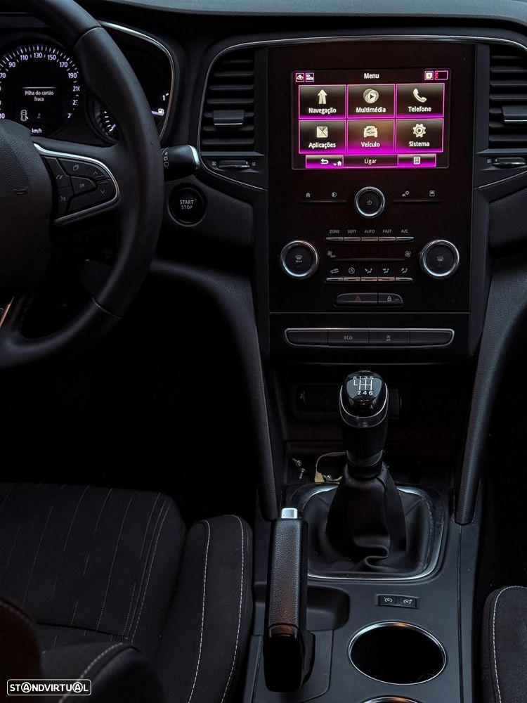 Renault Mégane 1.5 Blue dCi Limited - 8