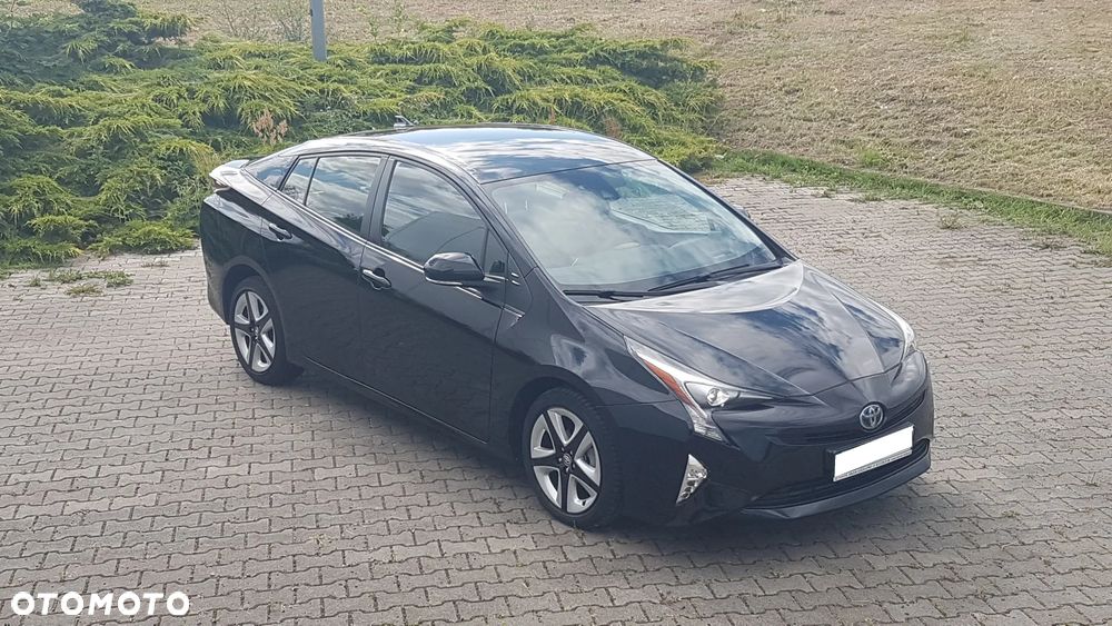 Toyota Prius Hybrid Executive - 21