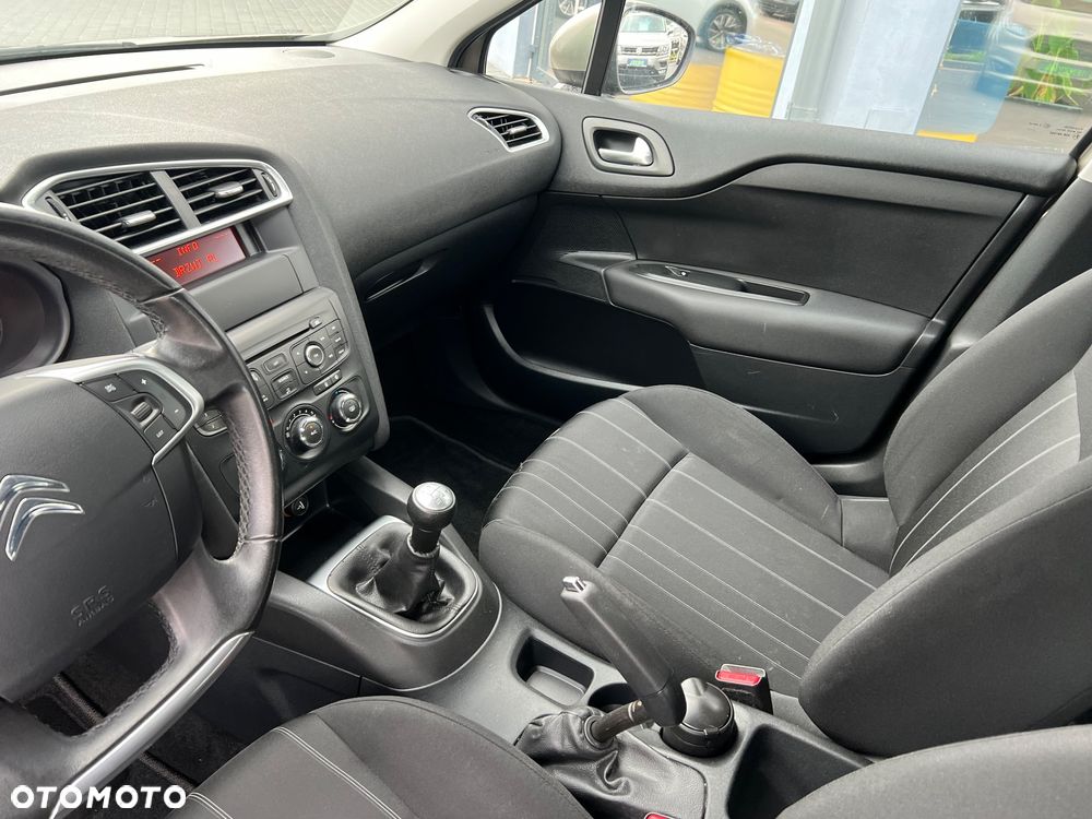 Citroën C4 VTi 95 Attraction - 13