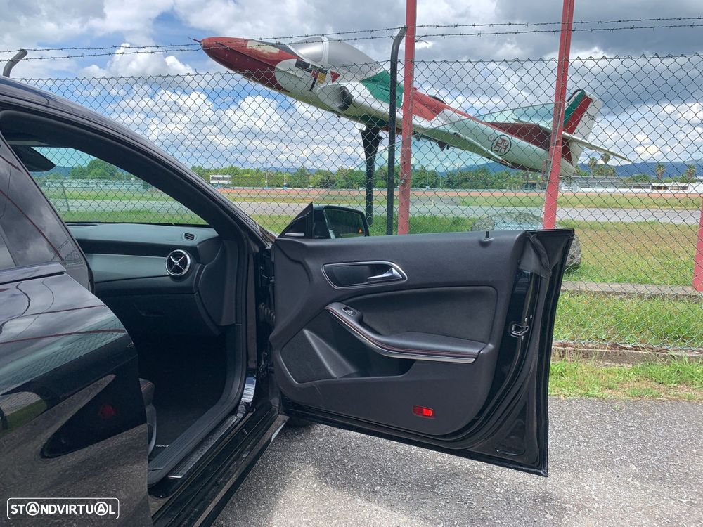 Mercedes-Benz CLA 220 d Shooting Brake AMG Line Aut. - 33