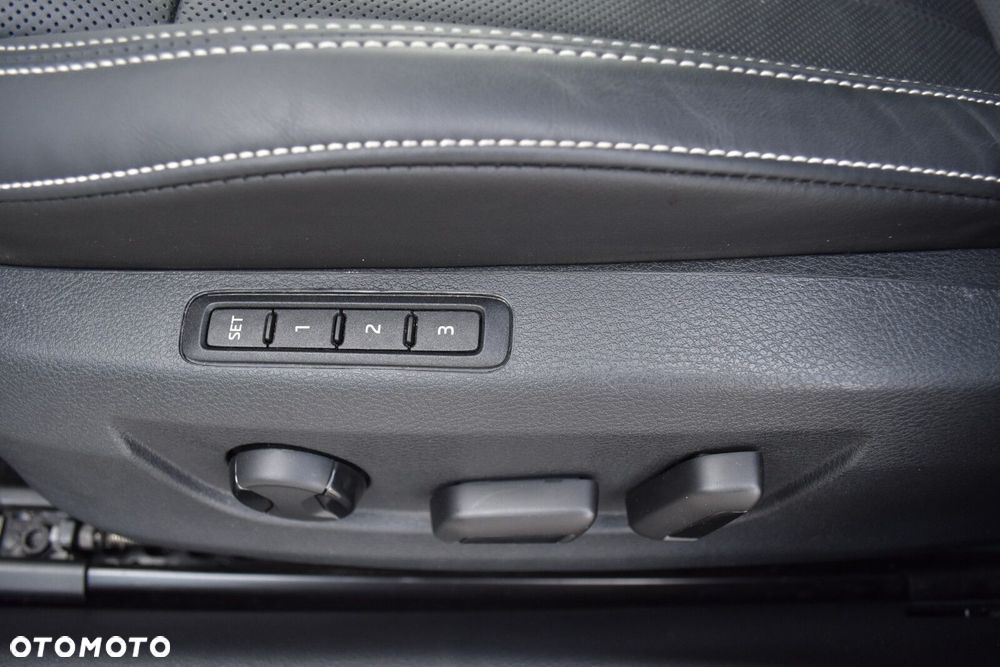 Skoda Superb 2.0 TSI L&K DSG - 29