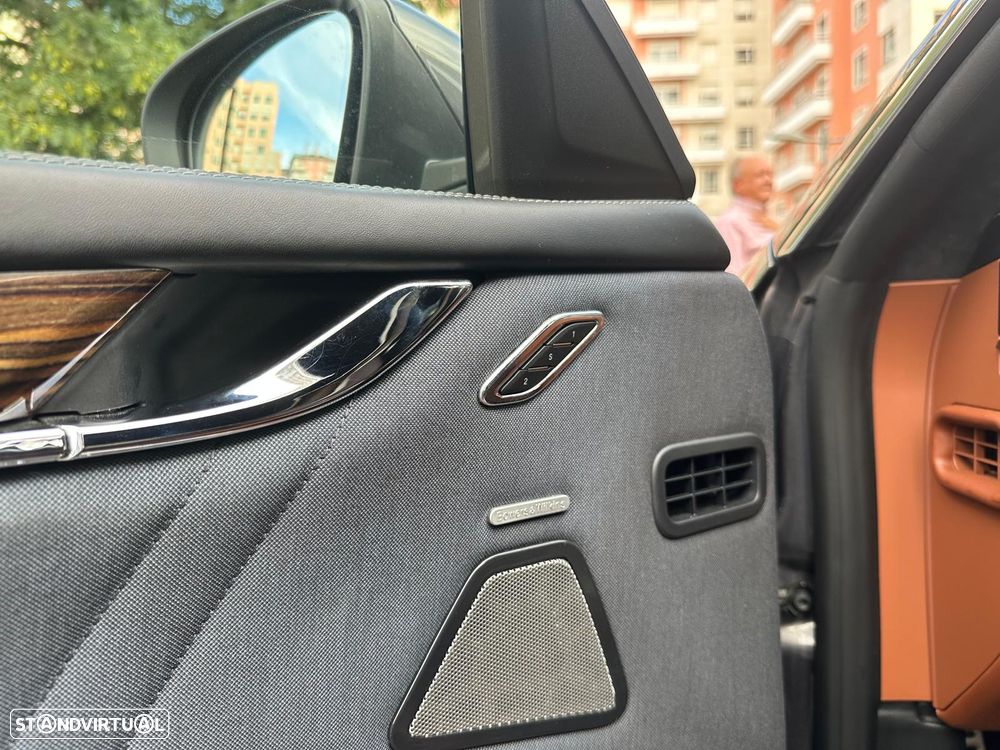 Maserati Quattroporte 3.0 V6 D GranLusso - 7