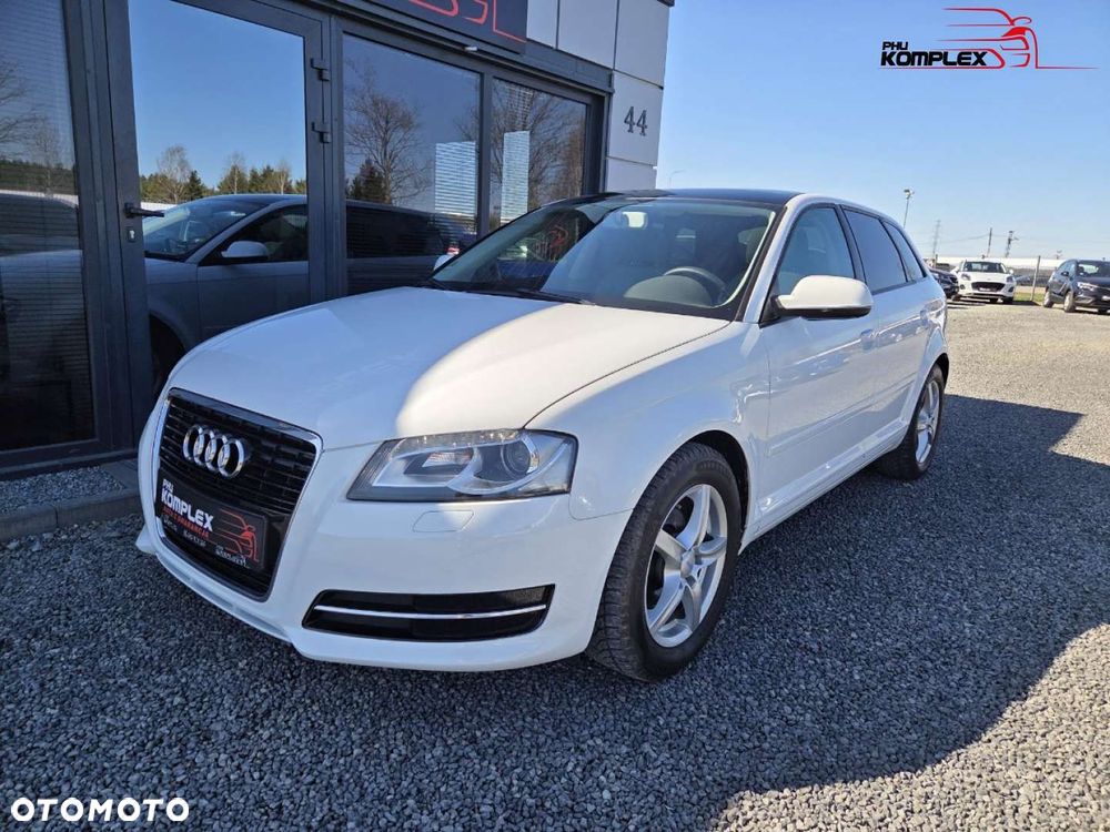 Audi A3 Sportback - 2