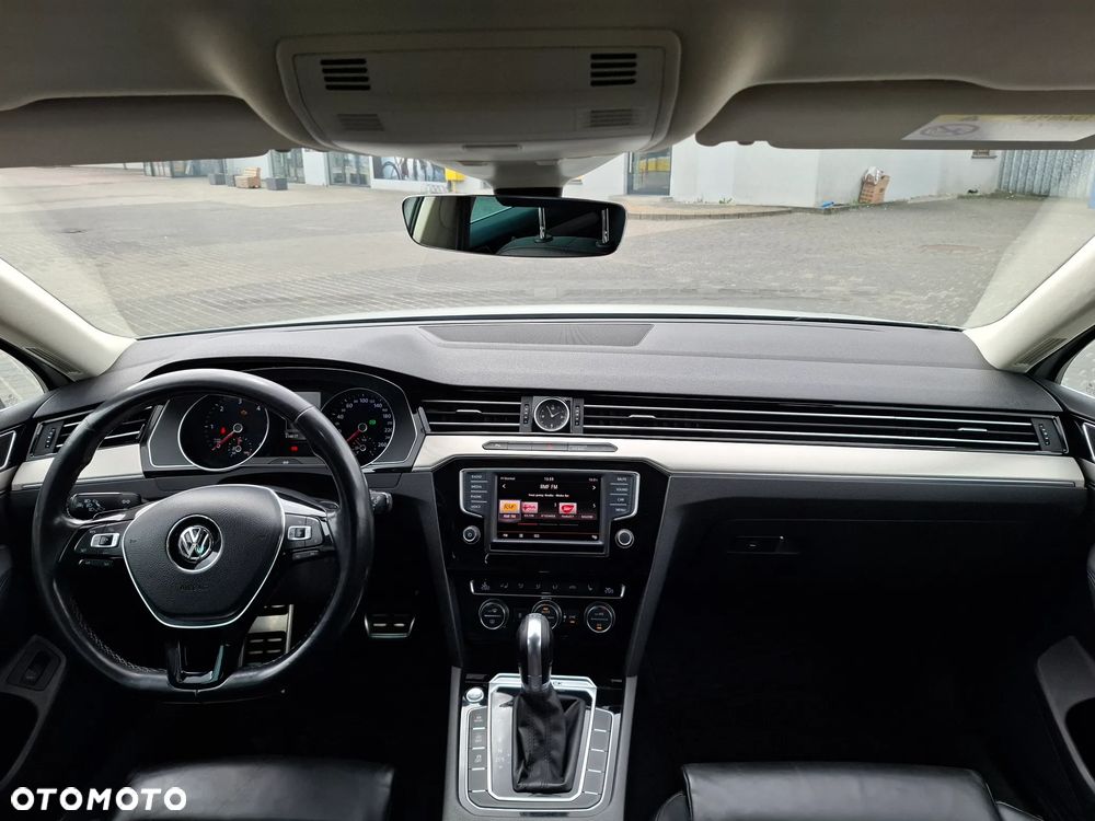 Volkswagen Passat 2.0 TDI BMT 4Mot Highline DSG - 15