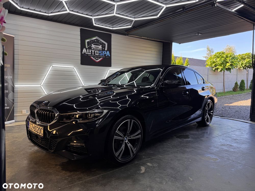 BMW Seria 3 320d xDrive M Sport Shadow sport - 16