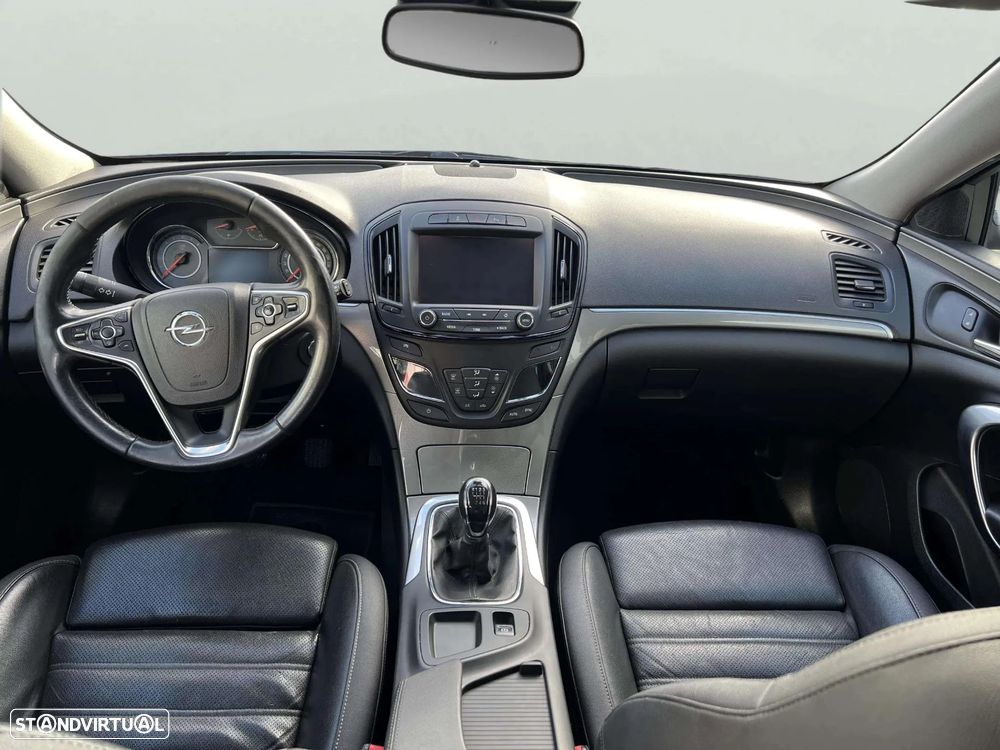 Opel Insignia Sports Tourer 1.4 T Executive GPL - 16
