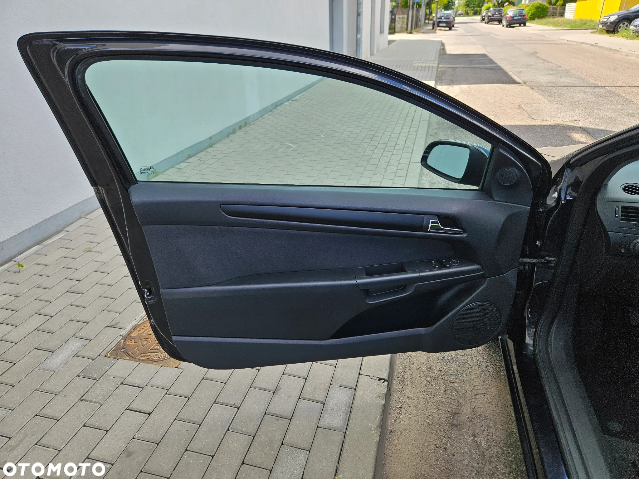 Opel Astra GTC 1.4 Catch me - 10