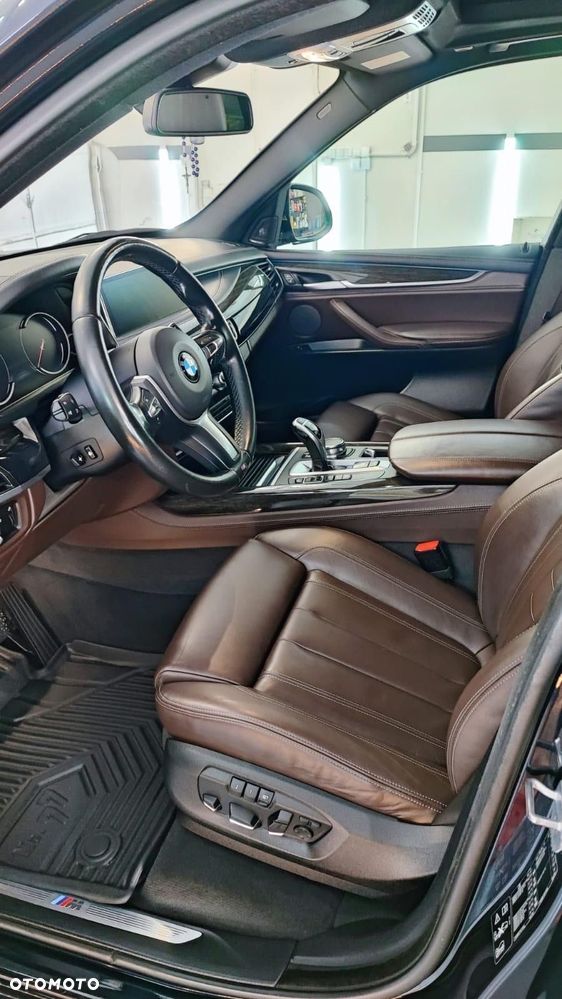 BMW X5 xDrive40d - 16