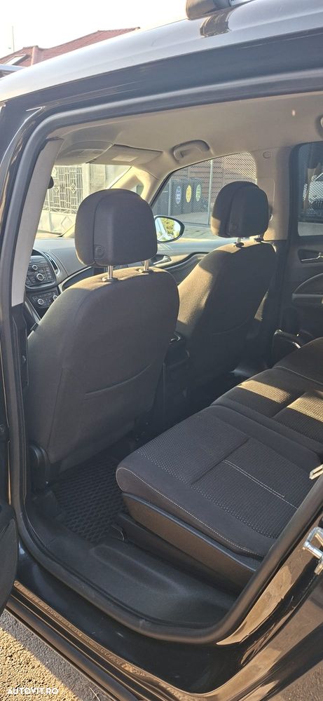 Opel Zafira Tourer 2.0 CDTI Automatik Edition - 3