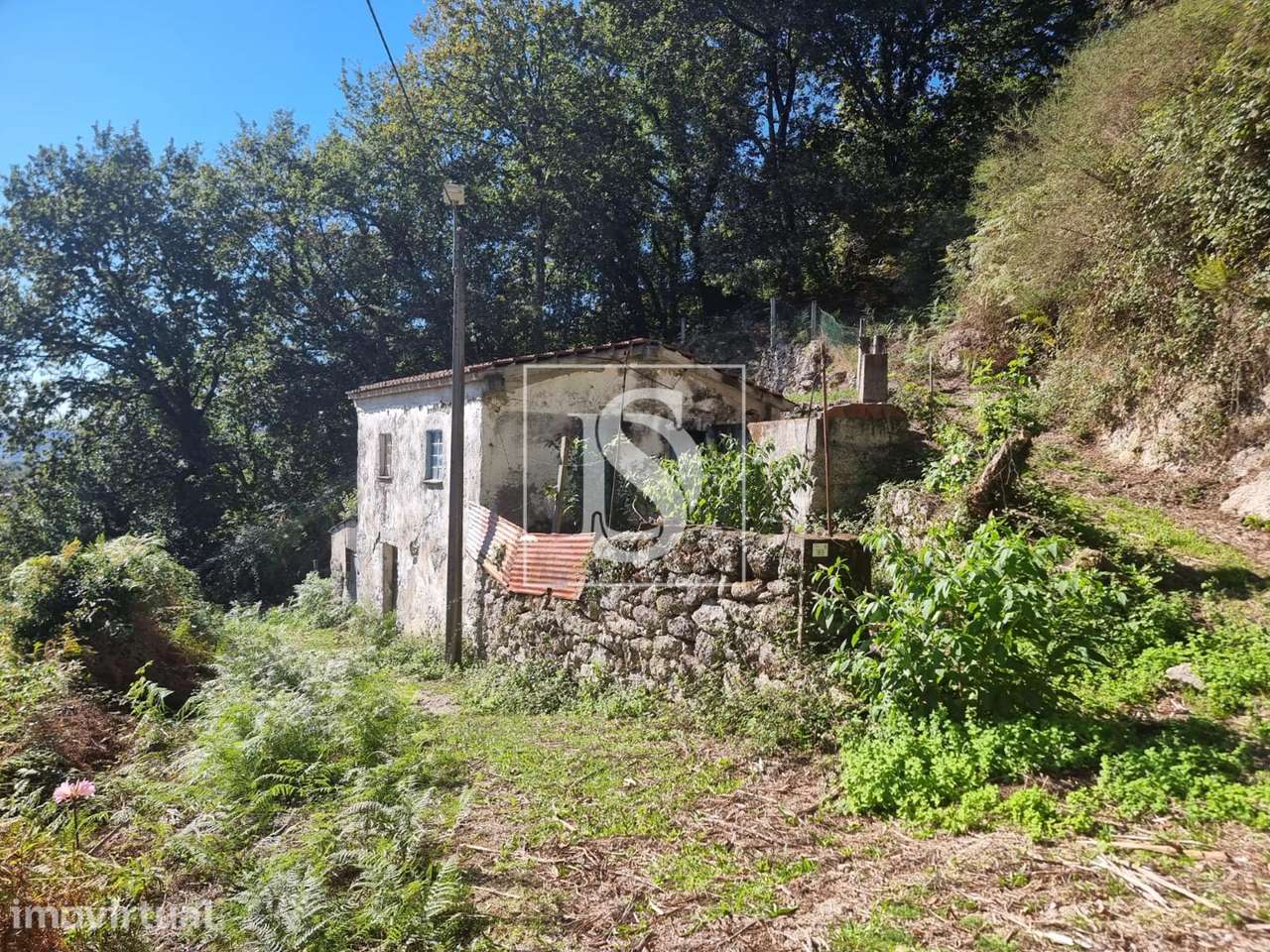 Moradia T2 Venda em Cantelães,Vieira do Minho - Grande imagem: 2/27