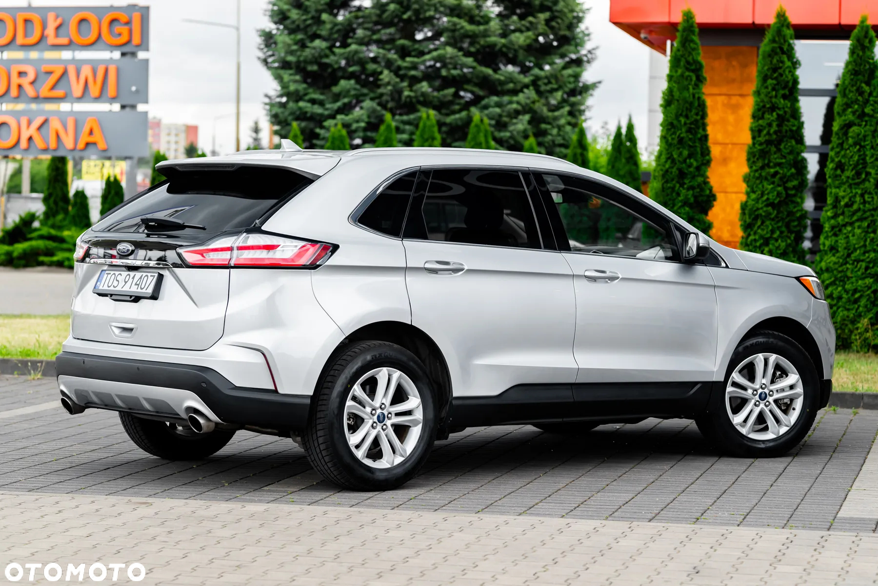 Ford Edge - 10