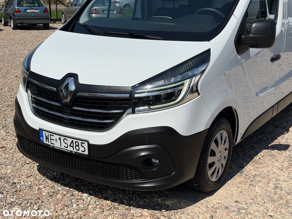 Renault Trafic - 12