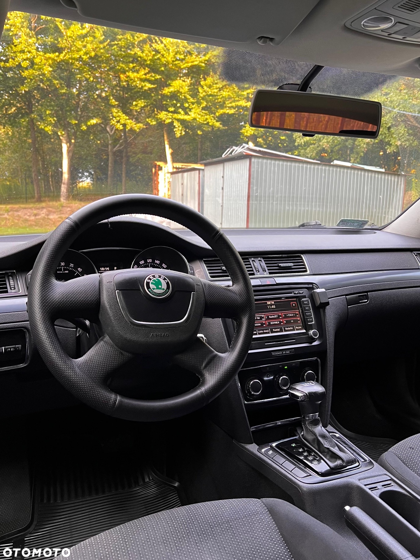 Skoda Superb 2.0 TDI Comfort DSG - 14