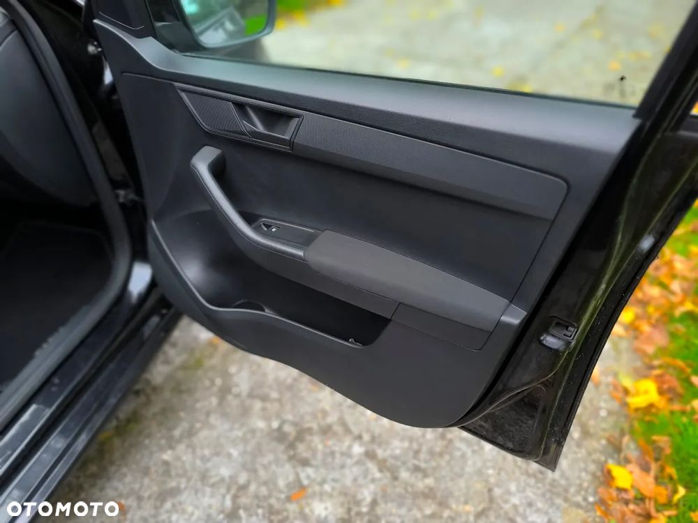 Skoda Fabia 1.0 MPI Active - 30