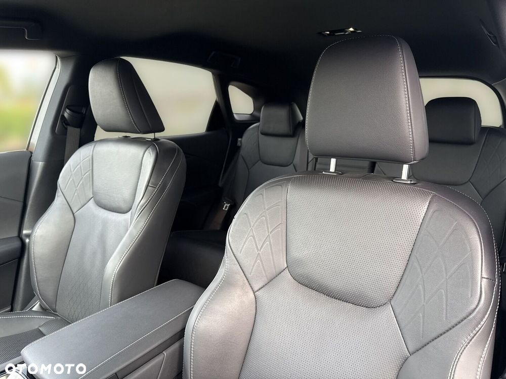 Lexus RX - 12