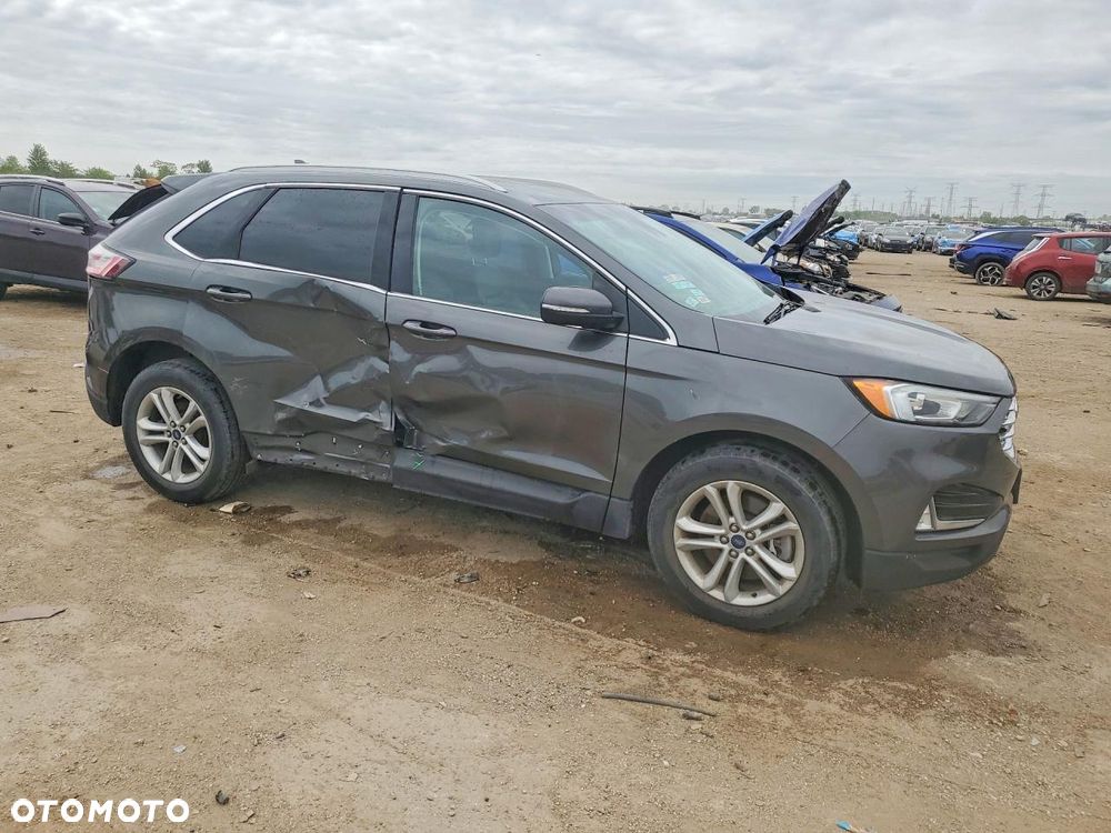 Ford Edge - 2