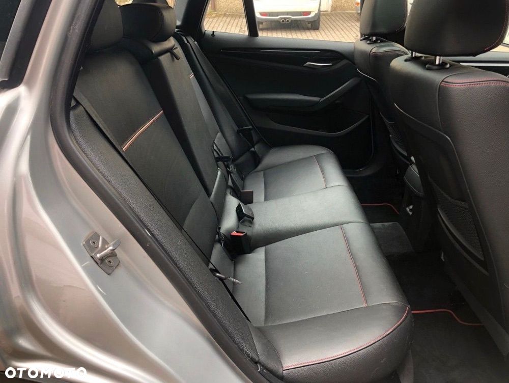 BMW X1 xDrive25d - 10