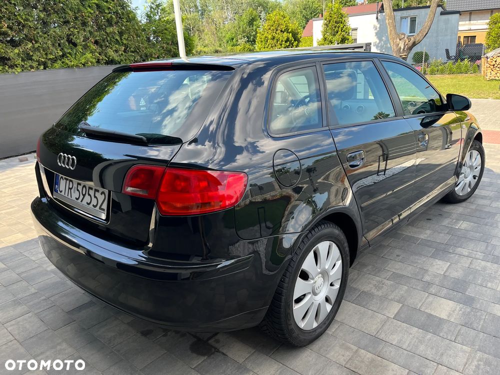 Audi A3 Sportback 1.6 Limited Edition - 4