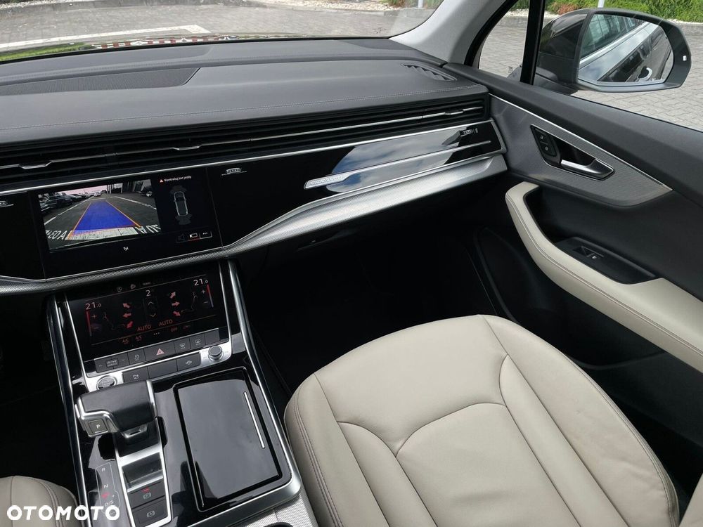 Audi Q7 - 16