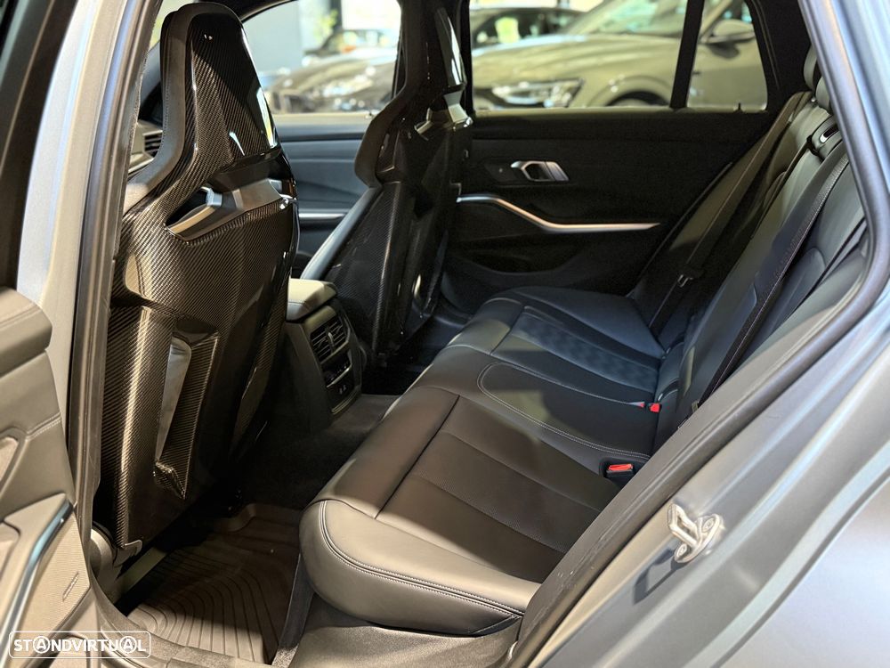 BMW M3 Competition xDrive - 26