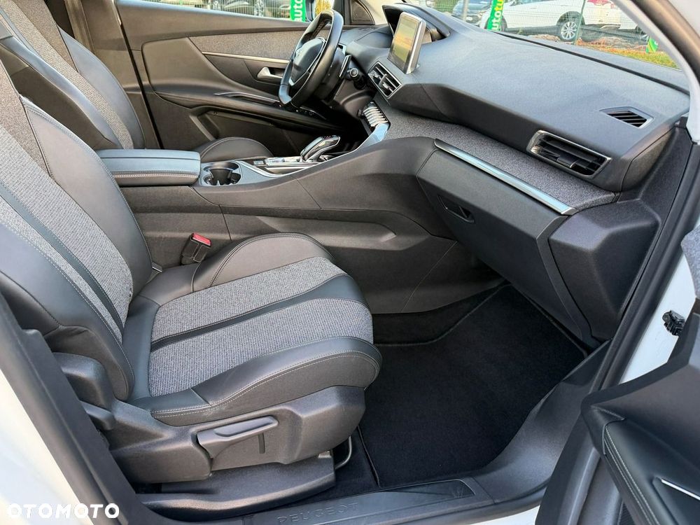 Peugeot 3008 BlueHDi 130 Stop & Start EAT8 Allure - 33