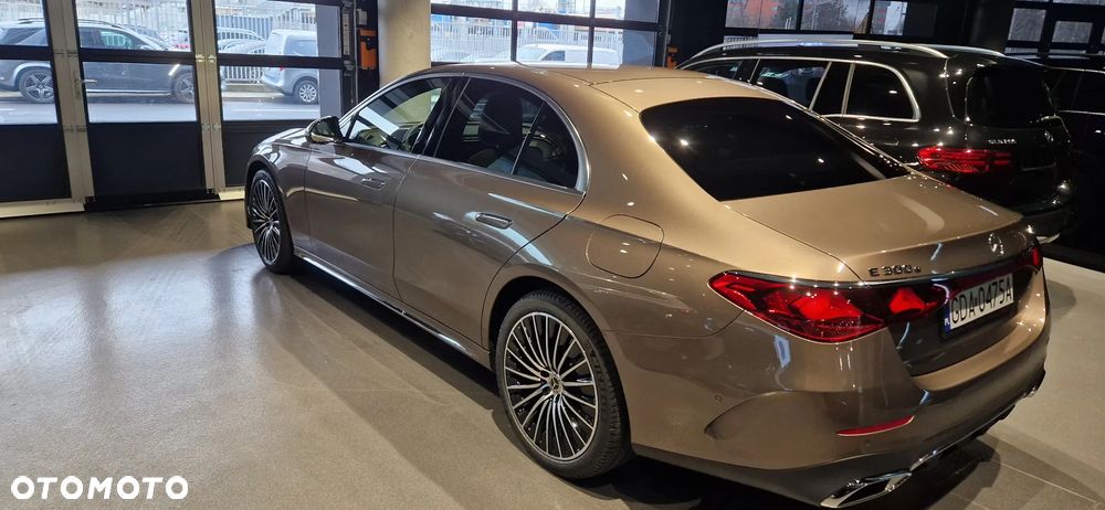 Mercedes-Benz Klasa E - 8