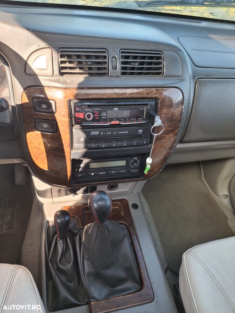 Nissan Patrol GR 3.0 TDI Luxury - 11