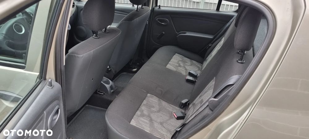 Dacia Sandero 1.2 16V Access - 10