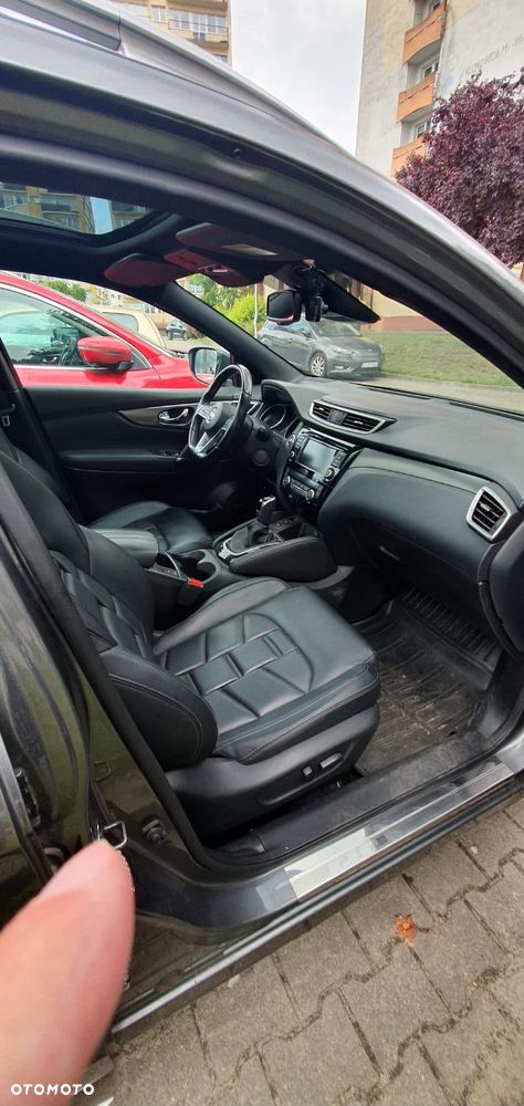 Nissan Qashqai 1.3 DIG-T Tekna DCT - 2