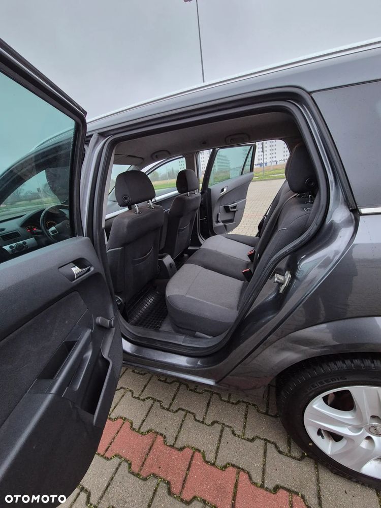 Opel Astra 1.6 Easytronic Edition 111 Jahre - 16