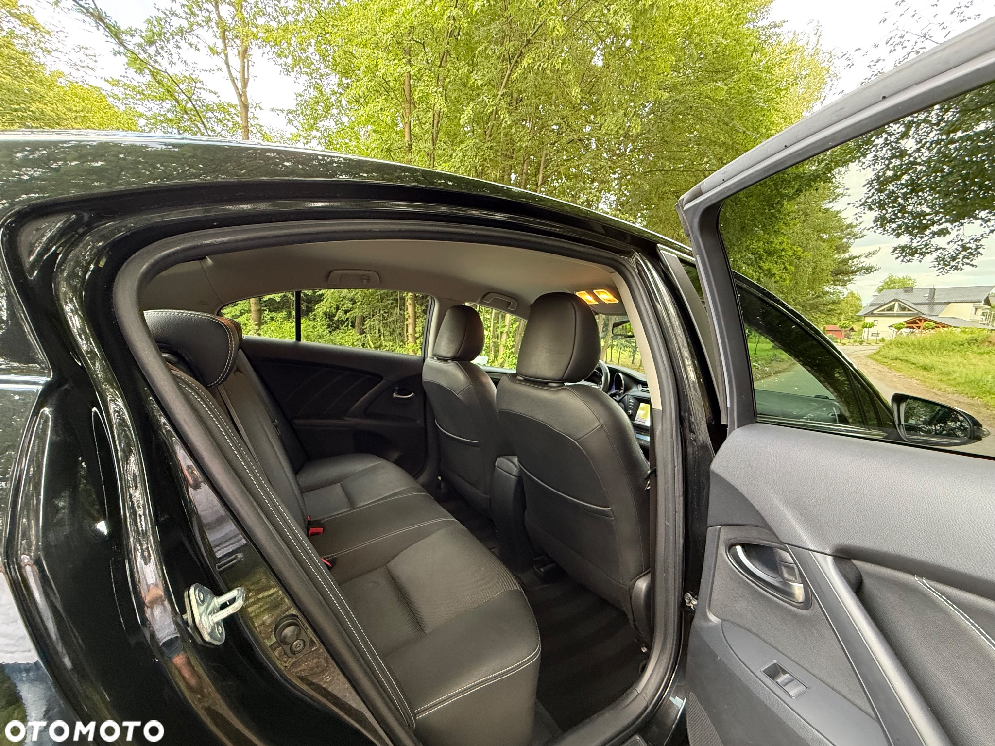 Toyota Avensis 1.8 Prestige - 23