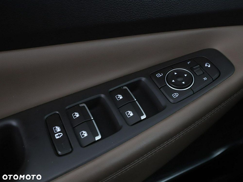 Hyundai Santa Fe 1.6 T-GDI HEV Executive - 39