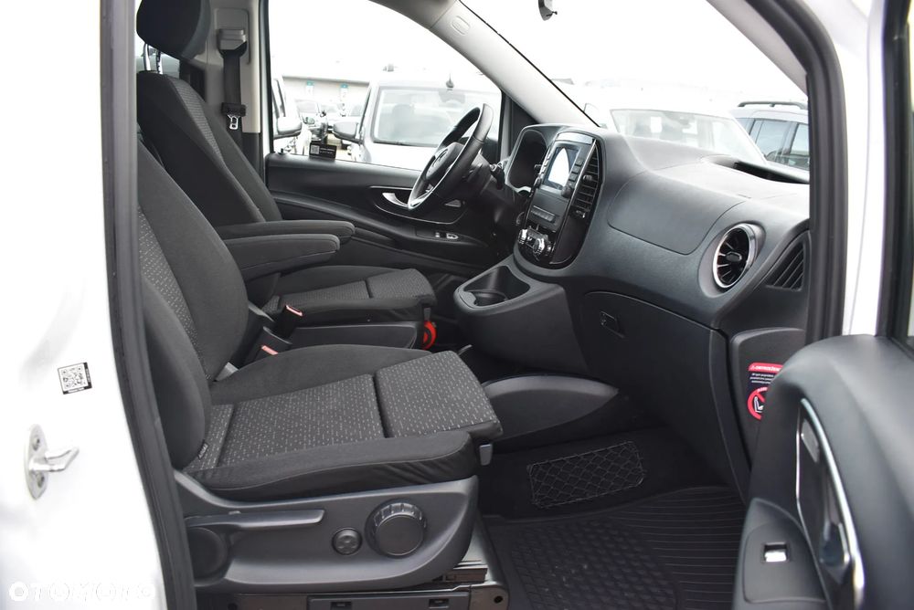 Mercedes-Benz eVito Tourer 129 L2 Pro 447.703 - 19