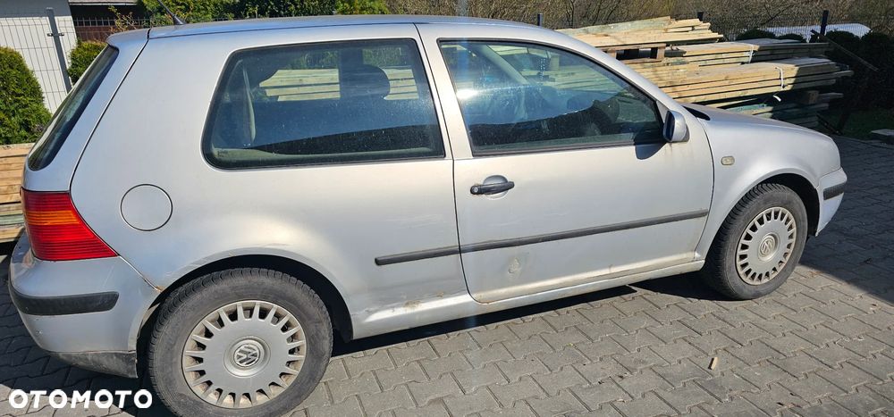 Volkswagen Golf 1.9 TDI Comfortline - 1