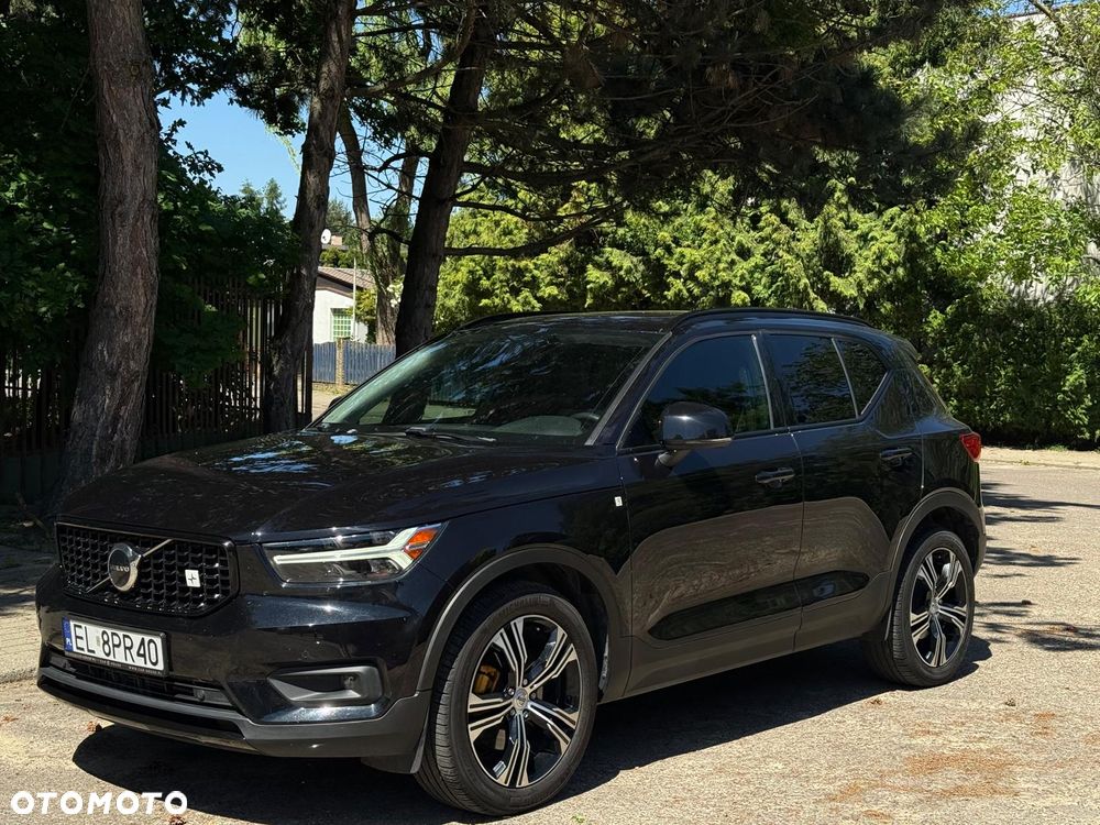 Volvo XC 40 T5 AWD R-Design - 1