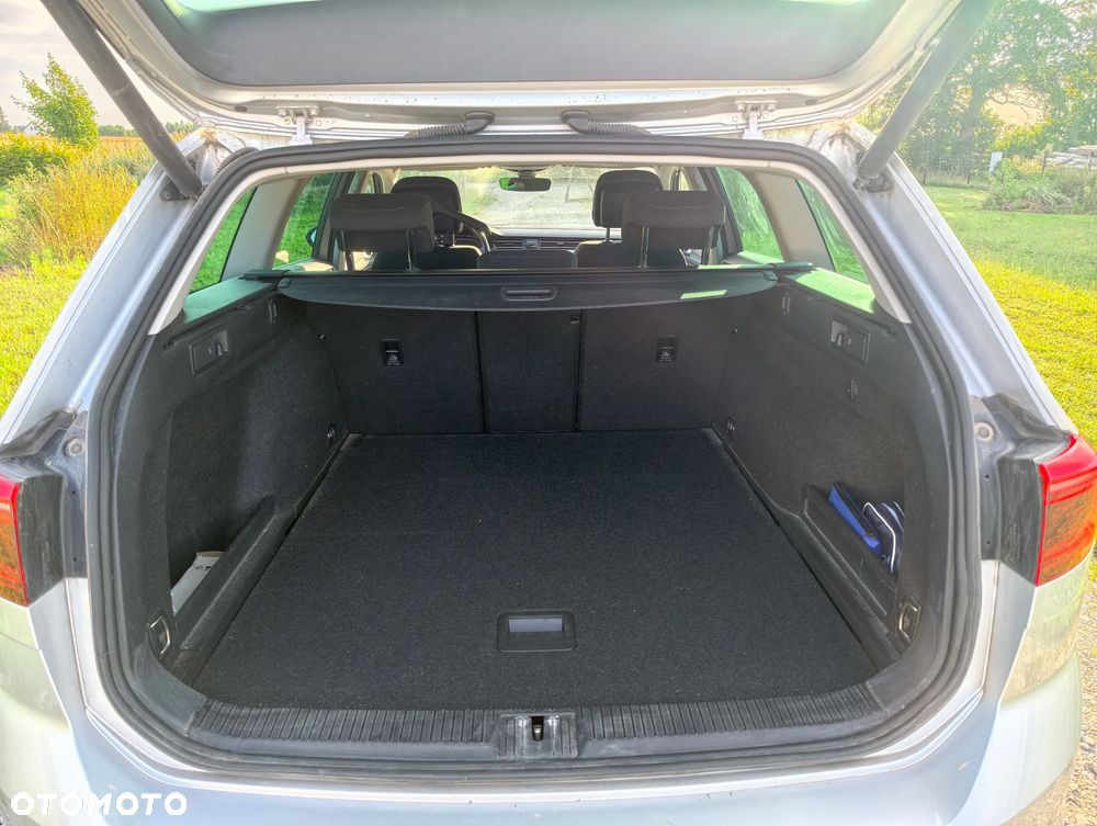 Volkswagen Passat 2.0 TDI EVO Business DSG - 7
